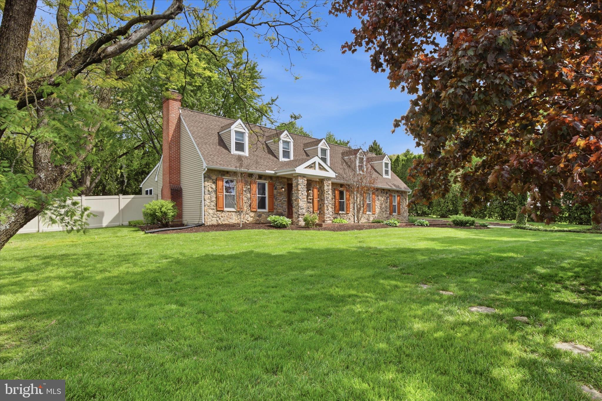 237 Delp Road Lancaster, PA 17601 - Photo 2 of 47 a front view of a house with a garden