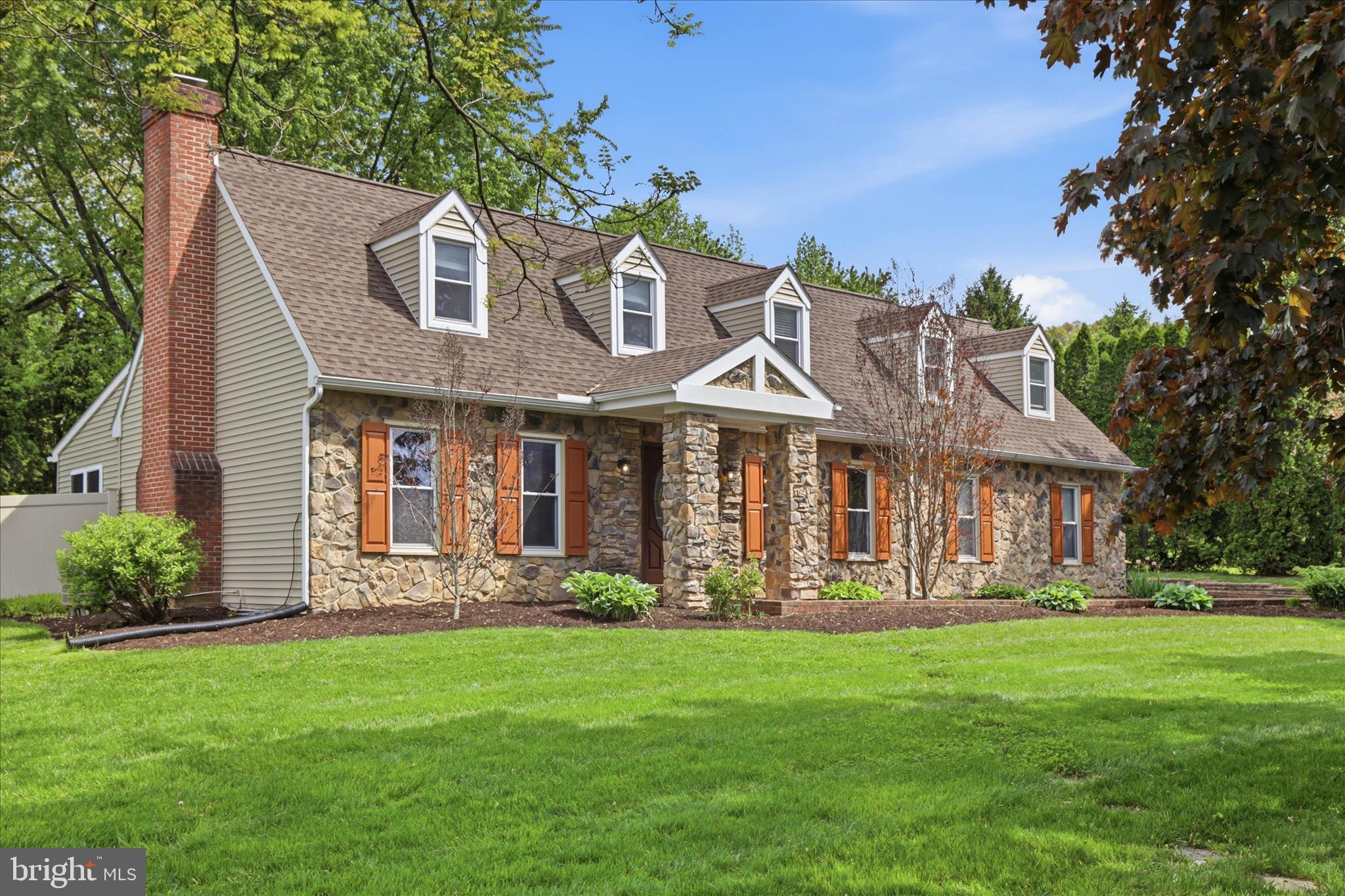 237 Delp Road Lancaster, PA 17601 - Photo 3 of 47 a front view of a house with garden