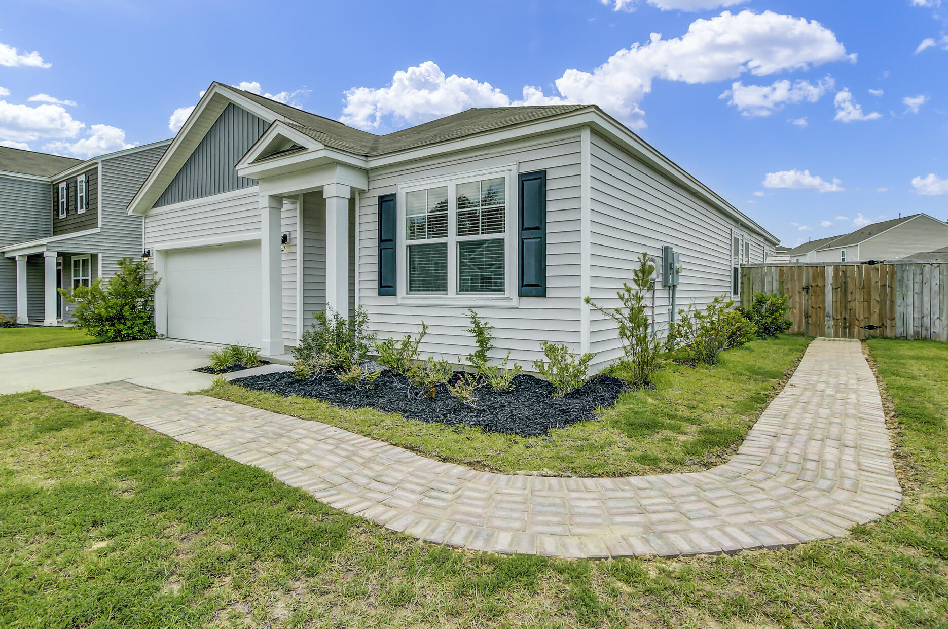 207 Goshen Road Moncks Corner, SC 29461 - Photo 2 of 27 (6)