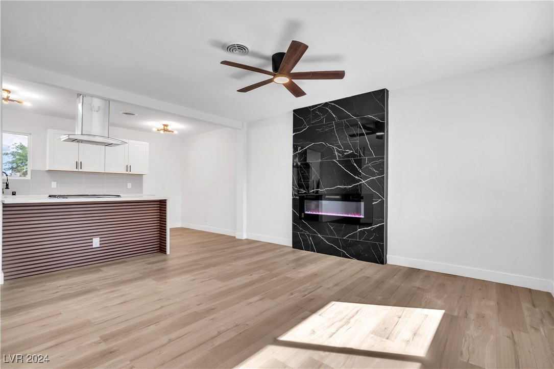 2574 Sandy Lane Las Vegas, NV 89115 - Photo 7 of 27