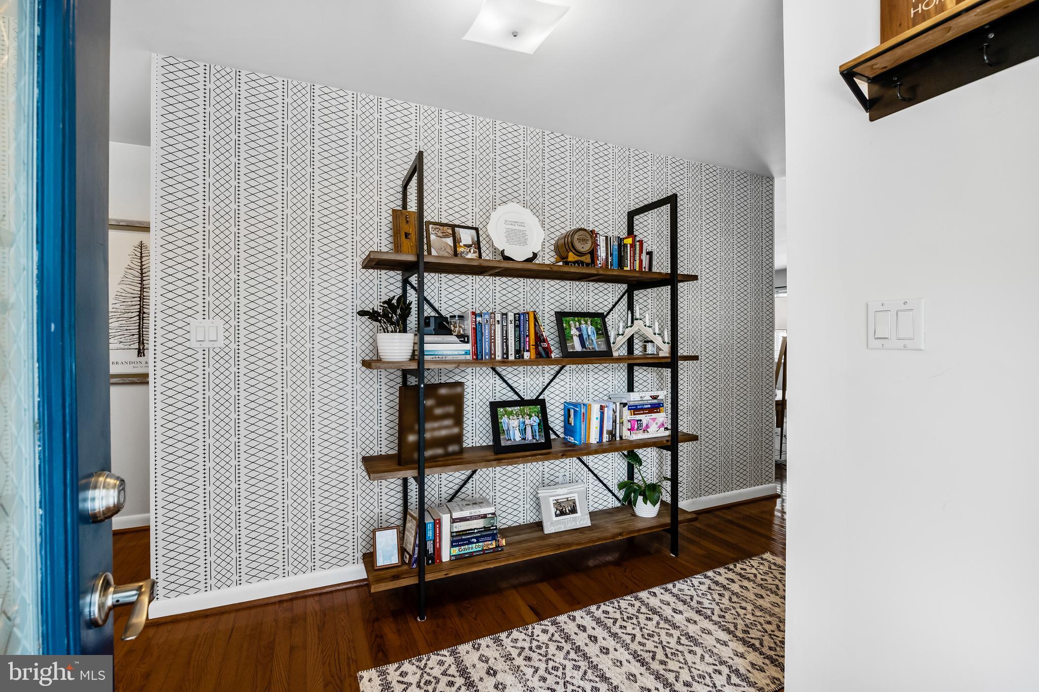 29 Fox Chase Road Marlton, NJ 08053 - Photo 3 of 25 Sunny Entryway