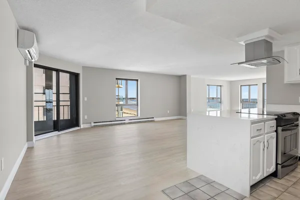 $899,000 | 205 East Grand Avenue, Unit 6C, Old Orchard Beach, ME 04064