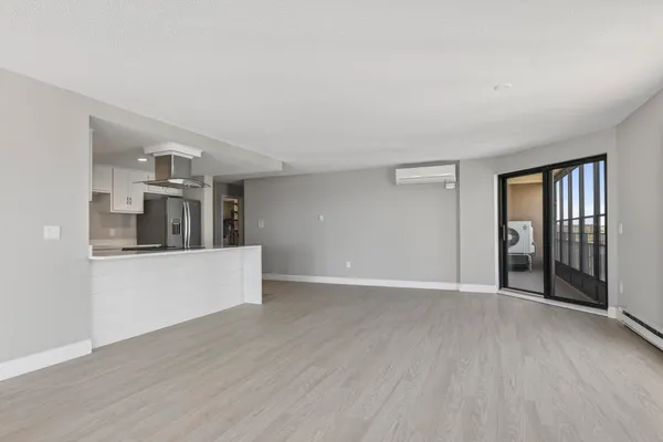 $899,000 | 205 East Grand Avenue, Unit 6C, Old Orchard Beach, ME 04064