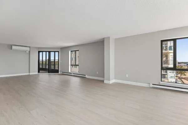 $899,000 | 205 East Grand Avenue, Unit 6C, Old Orchard Beach, ME 04064