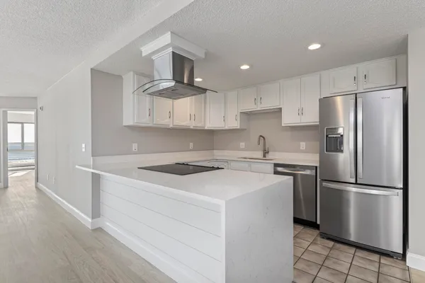 $899,000 | 205 East Grand Avenue, Unit 6C, Old Orchard Beach, ME 04064