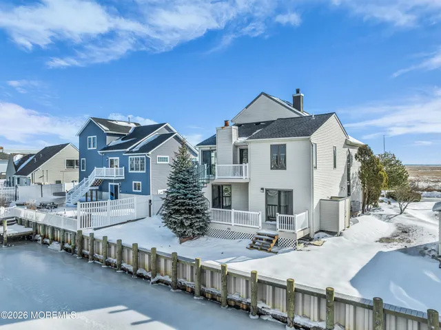 $950,000 | 724 Newell Avenue, Manahawkin, NJ 08050