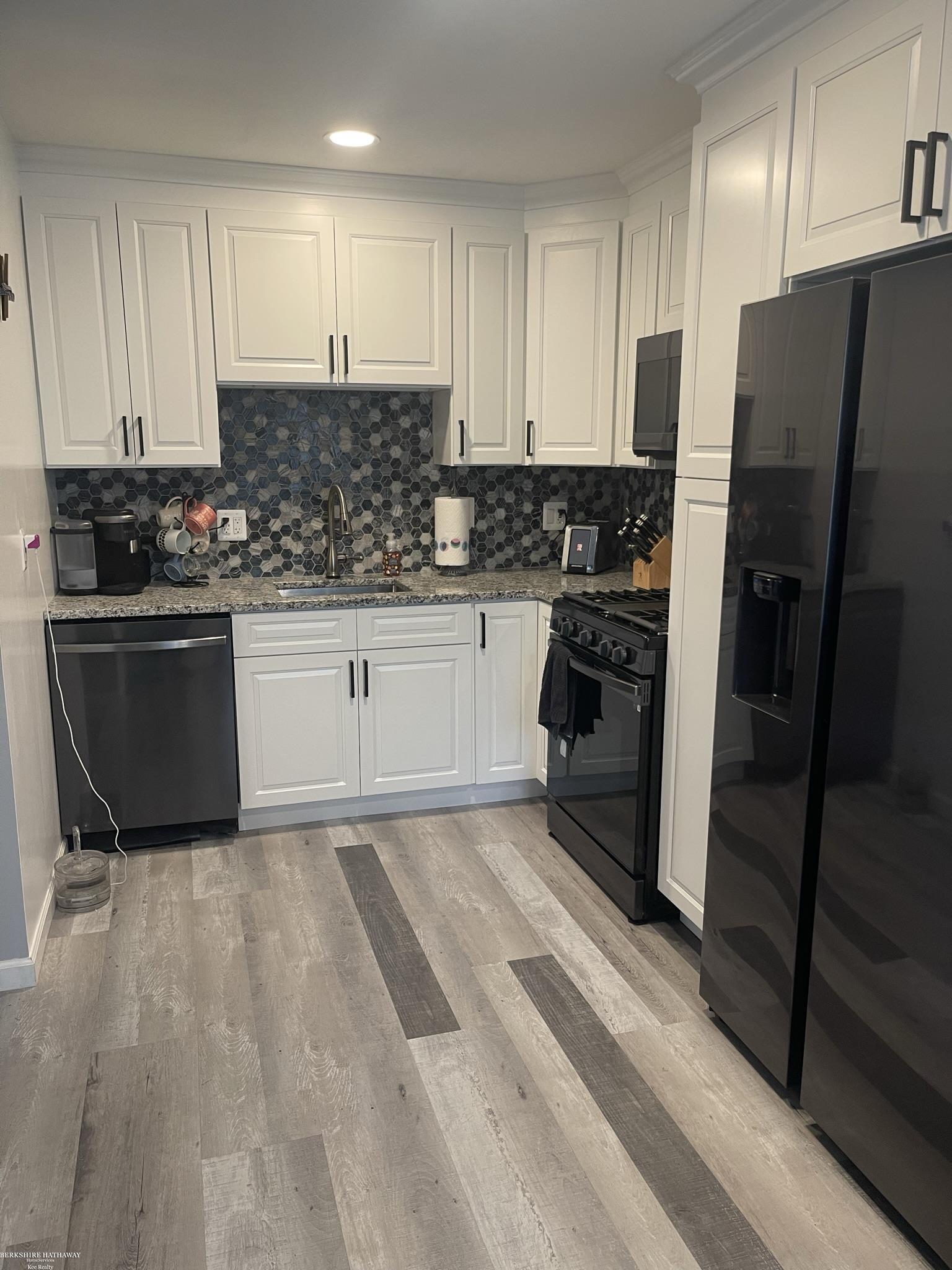 8401 18 18 Mile Road, Unit 1A Sterling Heights, MI 48313 - Photo 10 of 24