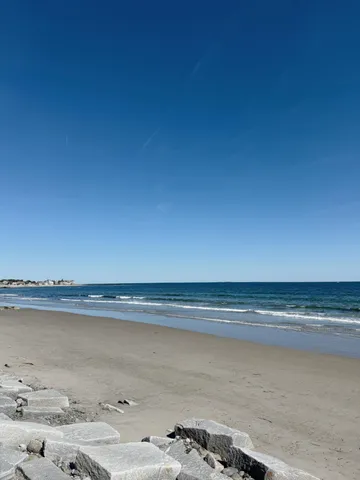 $586,500 | 17 Johnson Avenue, Hampton, NH 03842