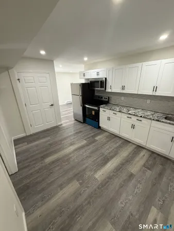 $2,000 | 38 New Haven Avenue, Derby, CT 06418