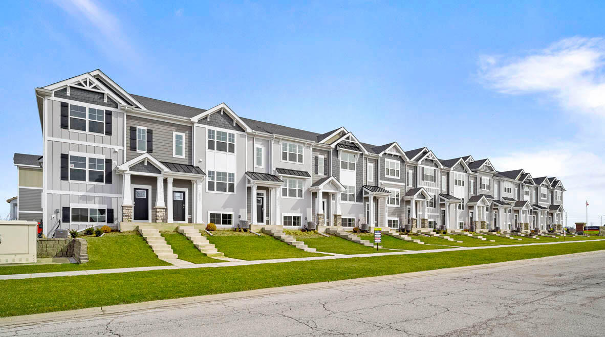 10729 Violette Way St. John, IN 46373 - Photo 2 of 16 1182x659