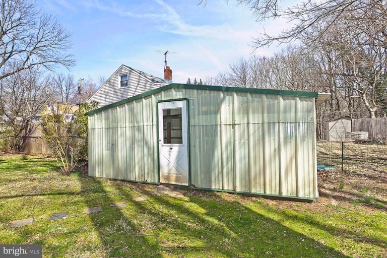 4222 Ivy Glen Road Silver Spring, MD 20906 - Photo 13 of 20 Shed