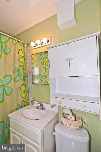 4222 Ivy Glen Road Silver Spring, MD 20906 - Photo 15 of 20 Bath #2
