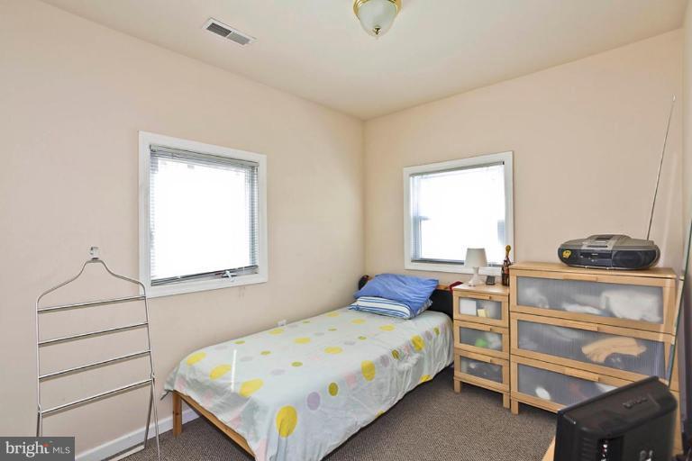 4222 Ivy Glen Road Silver Spring, MD 20906 - Photo 6 of 20 Bedroom #3