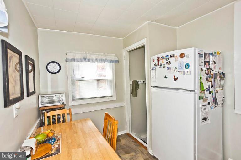 4222 Ivy Glen Road Silver Spring, MD 20906 - Photo 10 of 20 Kitchen #2
