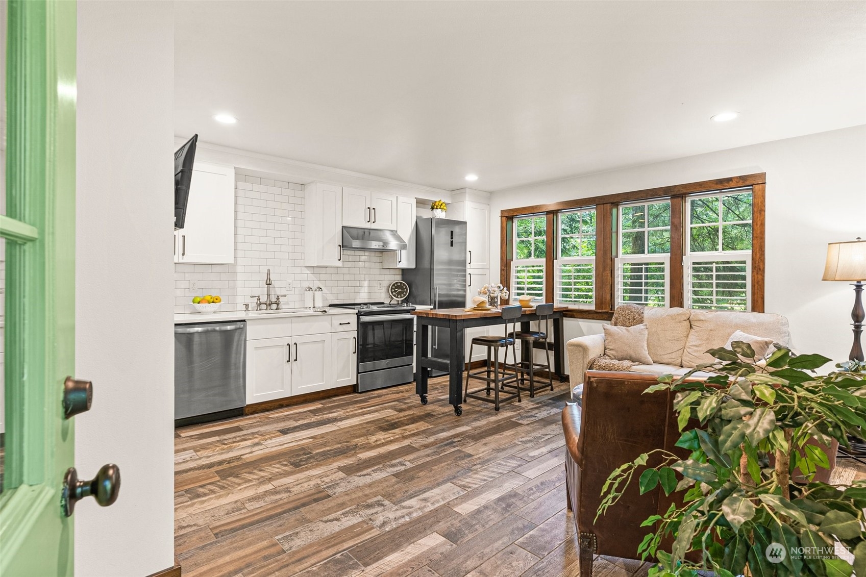 4199 Locker Road Southeast Port Orchard, WA 98366 - Photo 31 of 40 Gallery Image 31