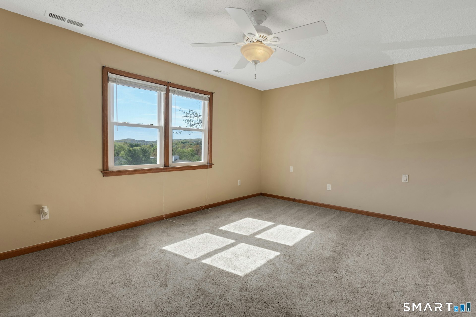 55 Mill Plain Road, Unit 219 Danbury, CT 06811 - Photo 10 of 17