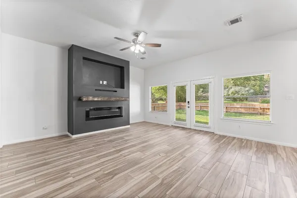 $3,000 | 2333 Stableridge Drive, Conroe, TX 77384