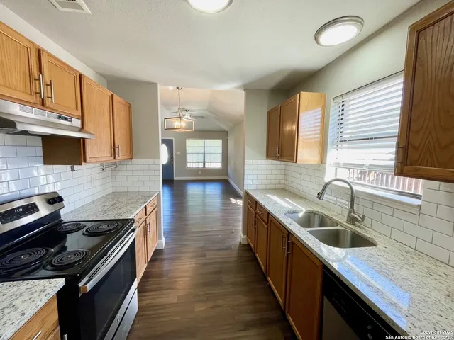 $1,650 | 310 Channing Avenue, San Antonio, TX 78210