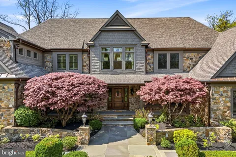 $2,300,000 | 728 Mill Street, Moorestown, NJ 08057