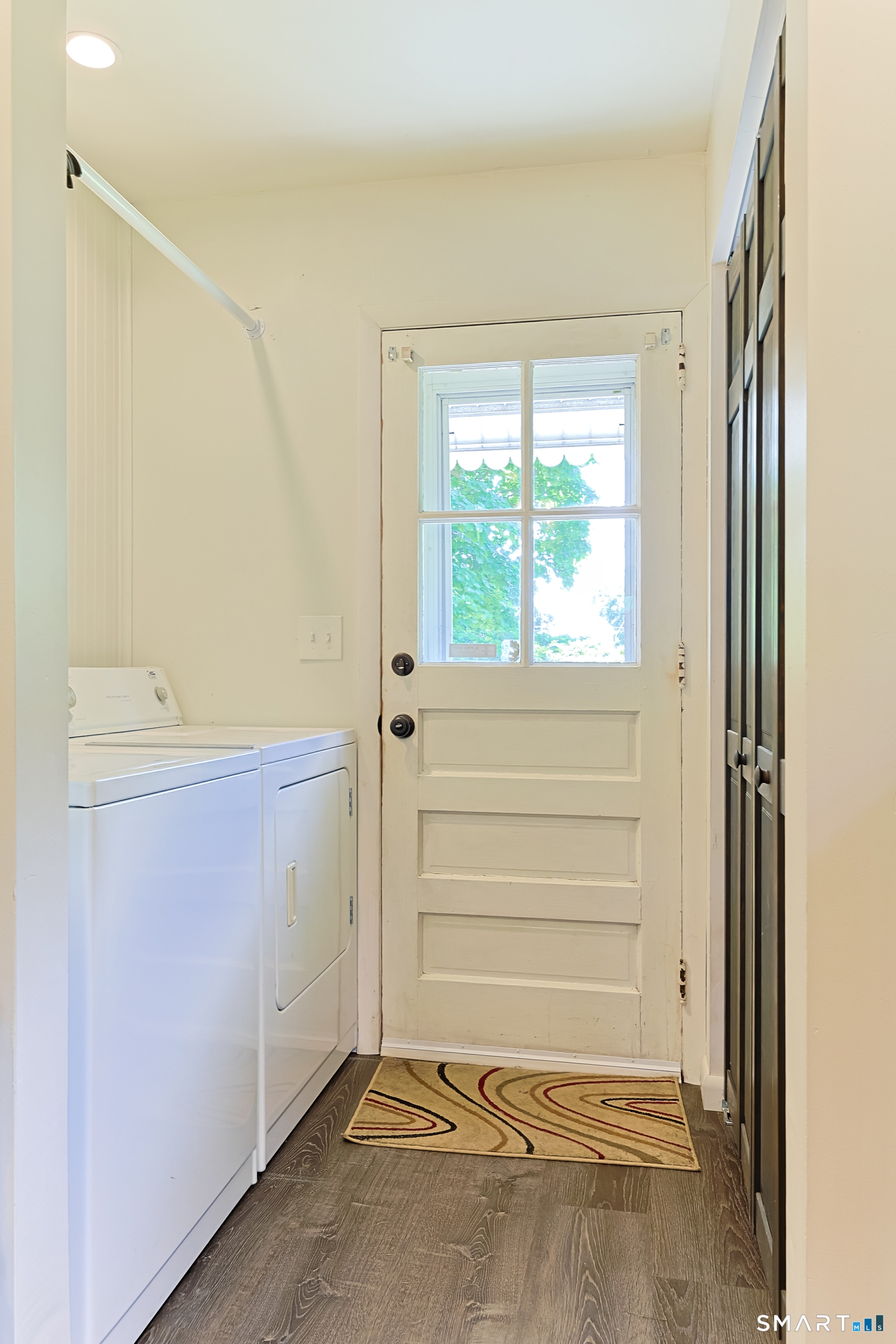 94 Mathews Street Stamford, CT 06902 - Photo 16 of 39