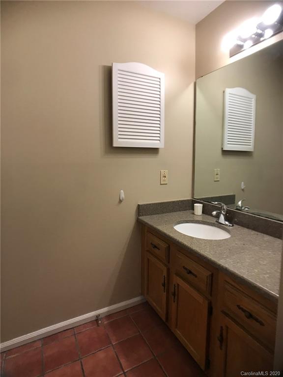 423 North Church Street, Unit F Charlotte, NC 28202 - Photo 16 of 20
