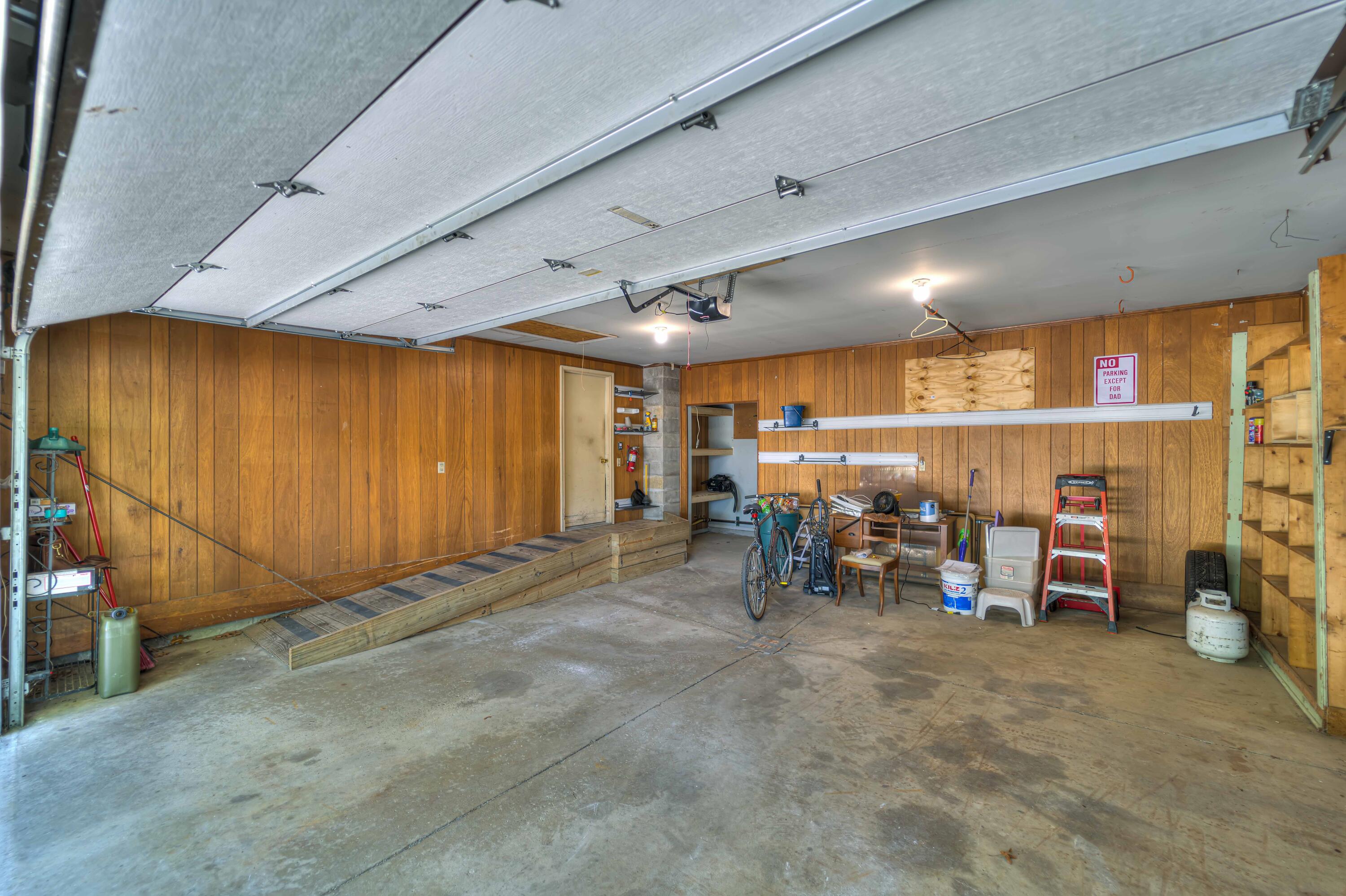 5485 Draper Road Jackson, MI 49201 - Photo 32 of 41 5485 Draper 2cargarage