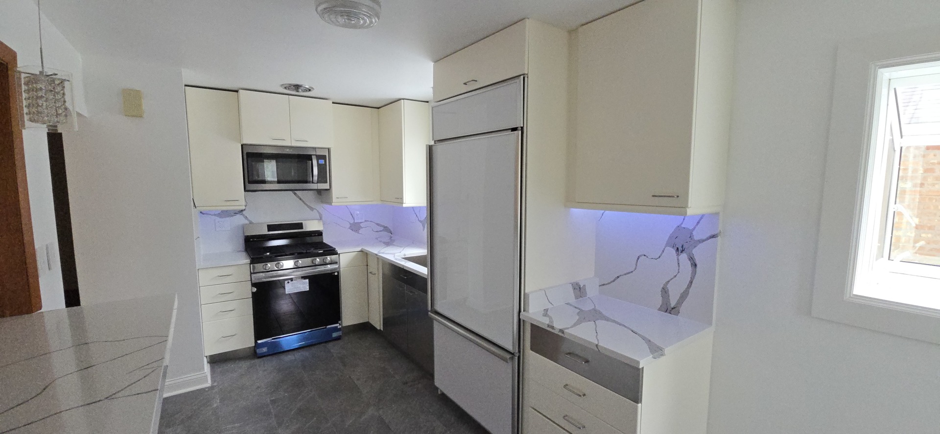 7805 South Reilly Avenue Chicago, IL 60652 - Photo 9 of 53