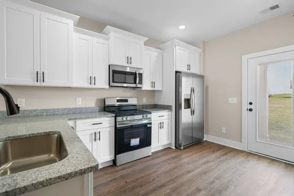 $1,400 | 1003 Oak Street, Unit A, Portland, TN 37148