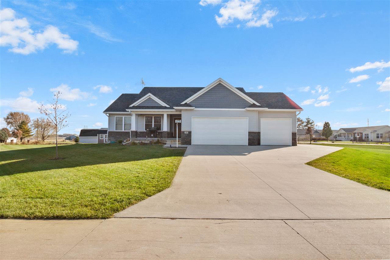 1985 Mill View Circle Southwest Kalona, IA 52247 - Photo 1 of 38 Gallery Image 1