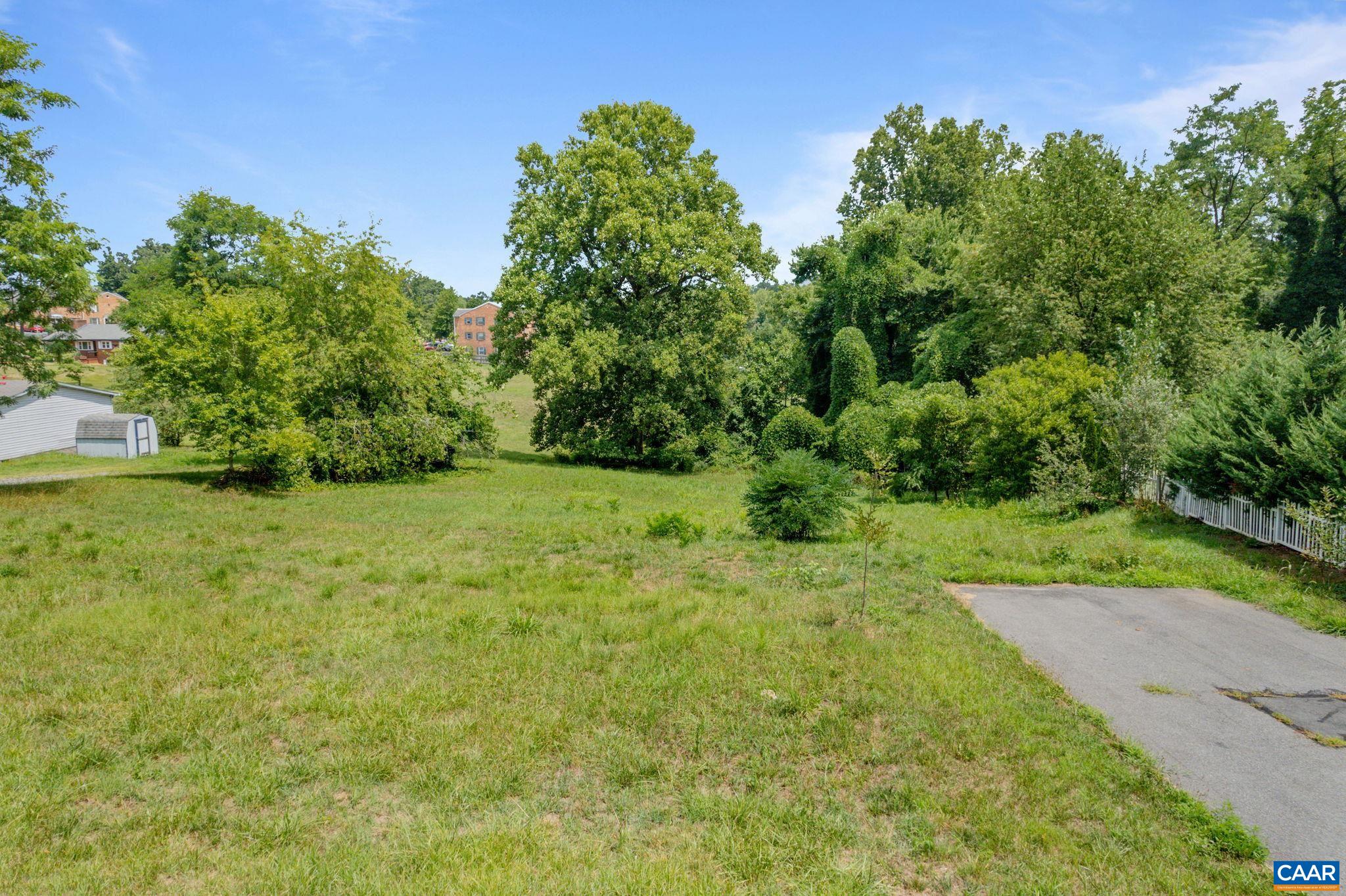 2541 Barracks Road Charlottesville, VA 22901 - Photo 5 of 14 Gallery Image 5