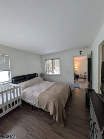 $1,800 | 91 Falcon Ridge Way North, Hamburg, NJ 07419