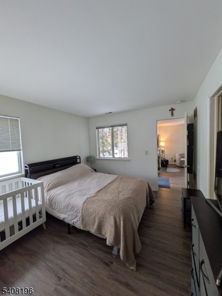 91 Falcon Ridge Way North Hamburg, NJ 07419 - Photo 4 of 11