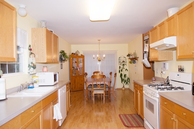 16247 Rookery Drive Crest Hill, IL 60403 - Photo 5 of 20