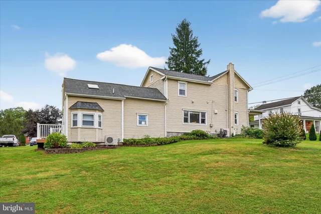 $495,000 | 227 Pleasant View Road, Hummelstown, PA 17036