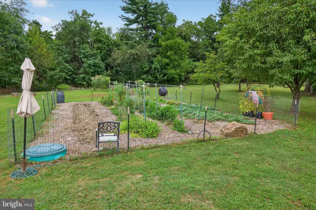 $495,000 | 227 Pleasant View Road, Hummelstown, PA 17036