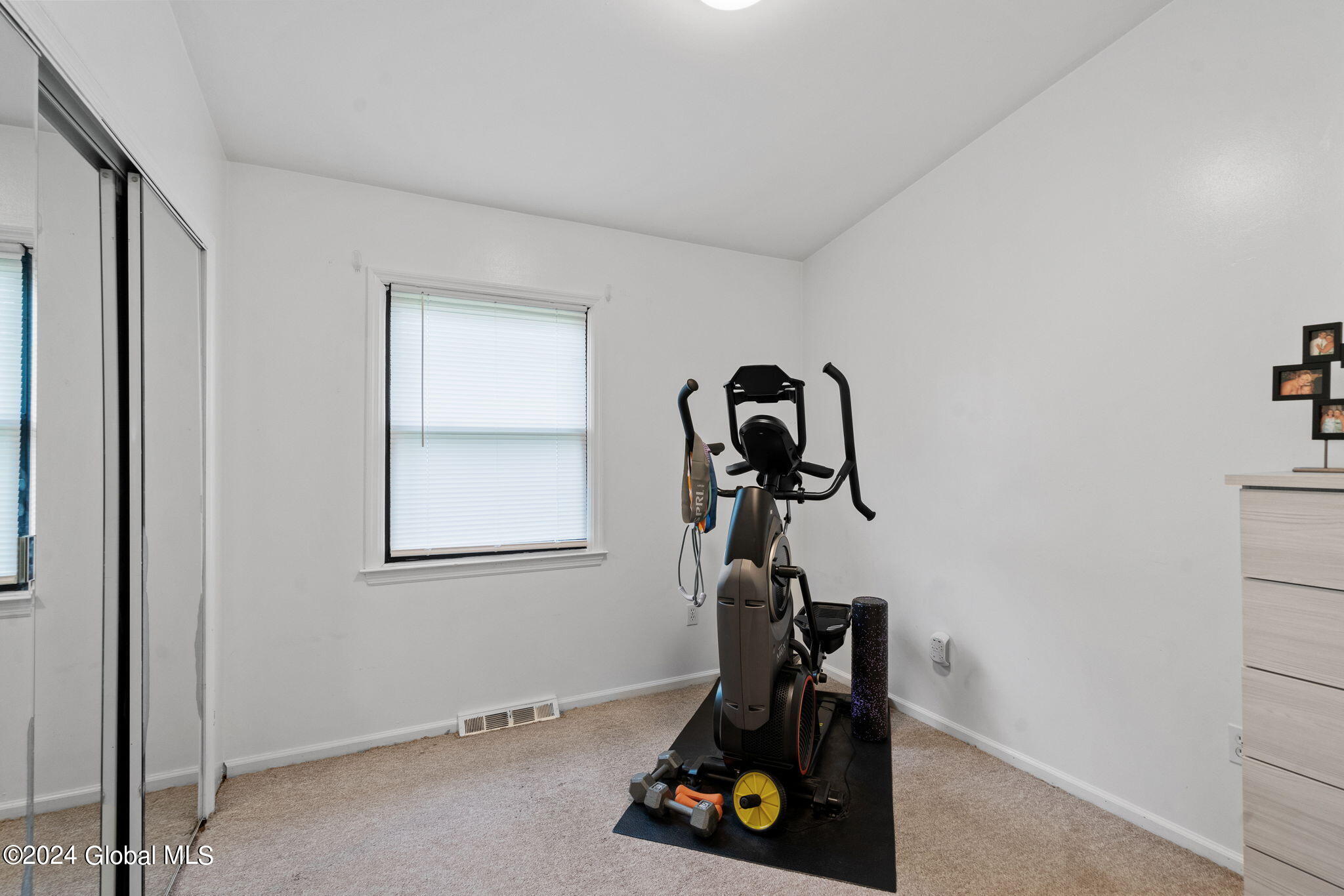 504 Gifford Road Schenectady, NY 12304 - Photo 20 of 35 18-web-or-mls-504-gifford-rd