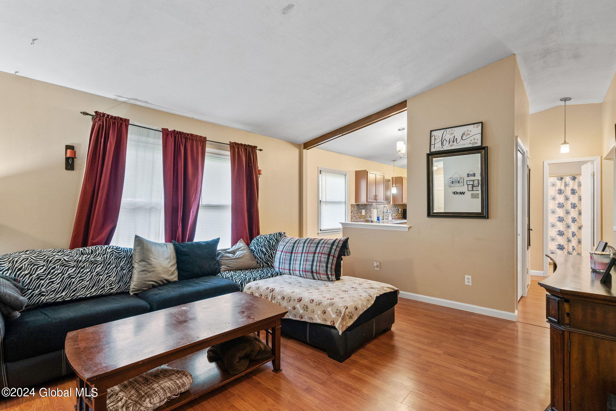 504 Gifford Road Schenectady, NY 12304 - Photo 7 of 35 43-web-or-mls-504-gifford-rd