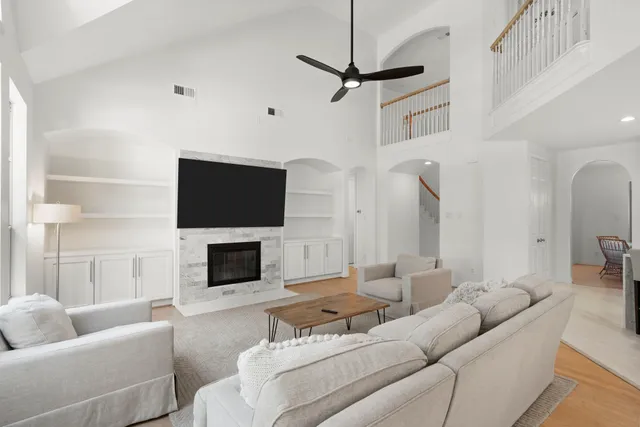 $699,000 | 9502 Crosby Way, Missouri City, TX 77459