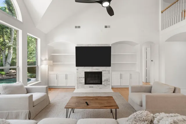 $699,000 | 9502 Crosby Way, Missouri City, TX 77459