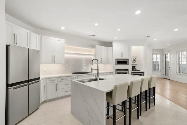 $699,000 | 9502 Crosby Way, Missouri City, TX 77459