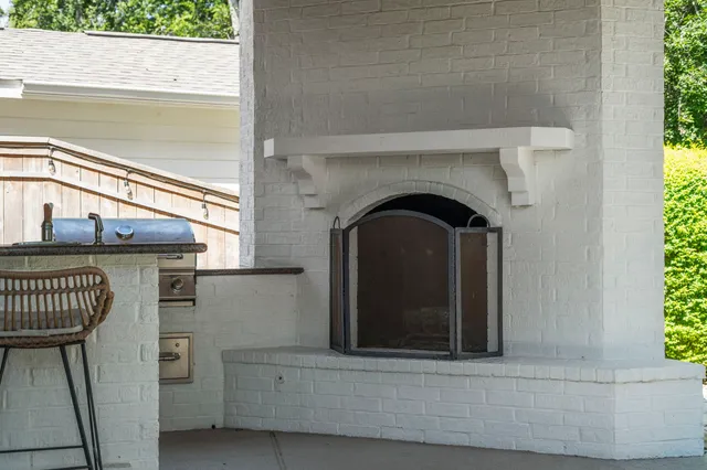 $699,000 | 9502 Crosby Way, Missouri City, TX 77459