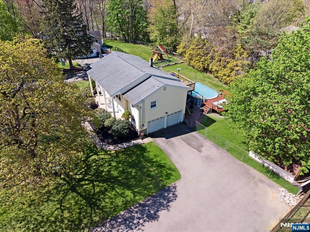 26 Meslar Road Morris Township, NJ 07950 - Photo 27 of 37