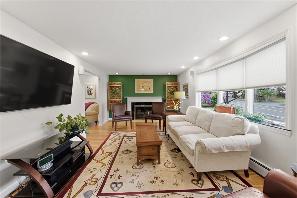 34 Spring Street Lexington, MA 02421 - Photo 8 of 33