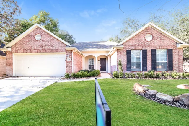 $2,290 | 27 South Misty Canyon Place, Conroe, TX 77385