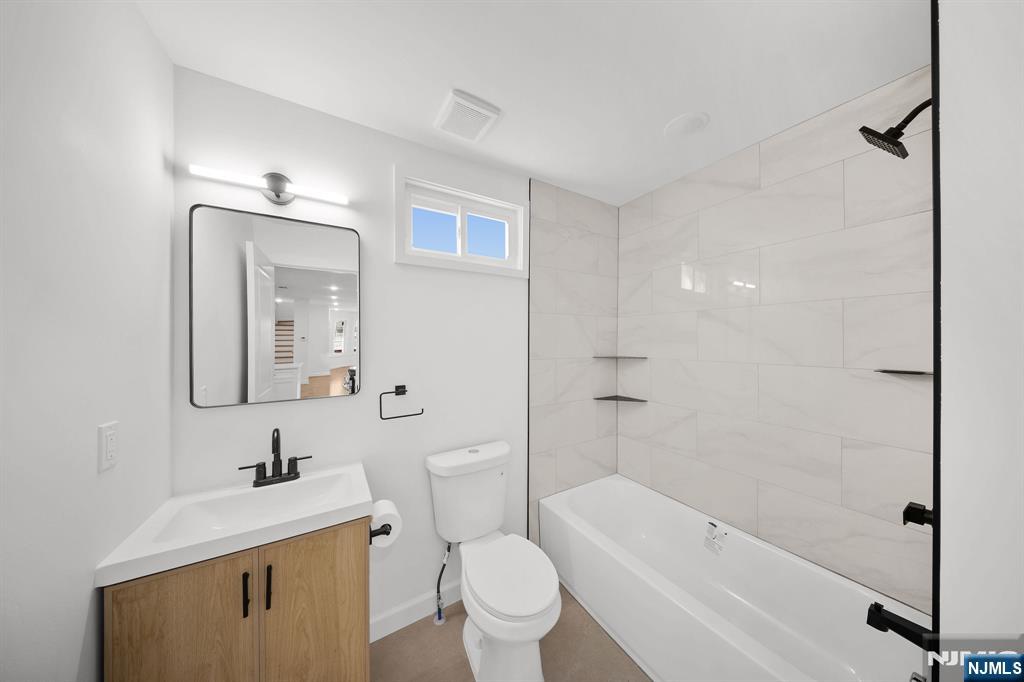 319 William Street, Unit 2 Harrison, NJ 07029 - Photo 12 of 20