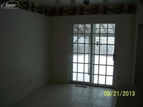 1512 West Judd Road Flint, MI 48507 - Photo 6 of 15 20351276-5.JPG