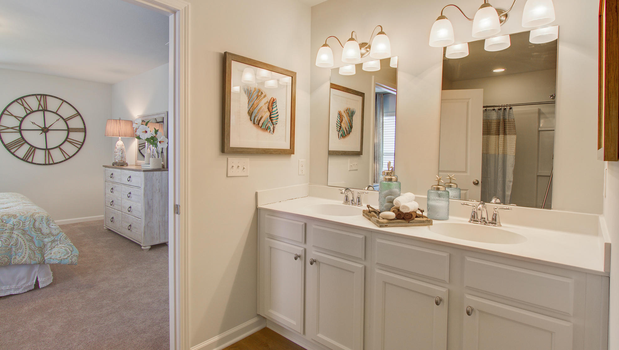 512 Wayton Circle Moncks Corner, SC 29461 - Photo 39 of 46 Aisle-Owner's Bath 1