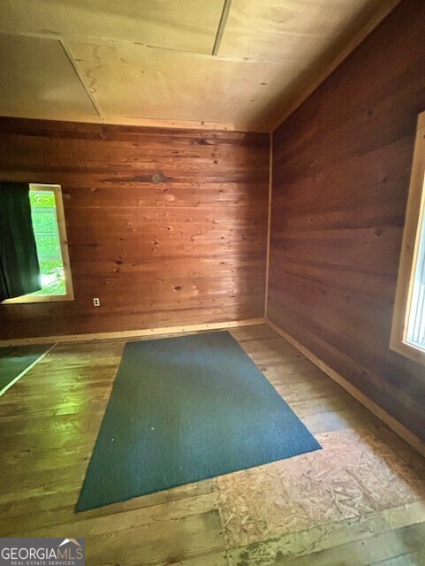 585 Huddleston Road Fayetteville, GA 30214 - Photo 7 of 11 a view of a living room