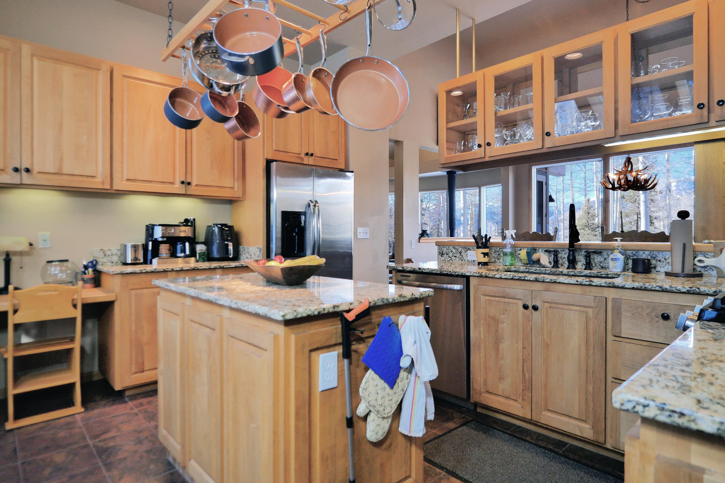 662 Fox Farm Road Telluride, CO 81435 - Photo 13 of 59 Kitchen Central