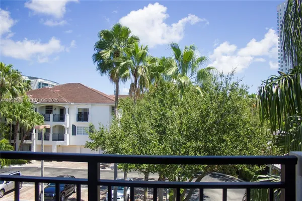 $3,200 | 3145 Northeast 184th Street, Unit 5306, Aventura, FL 33160
